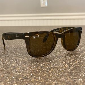 Ray Ban POLARIZED Wayfarer Folding Sunglasses